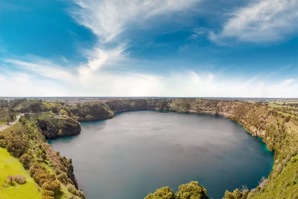 Mount Gambier lake